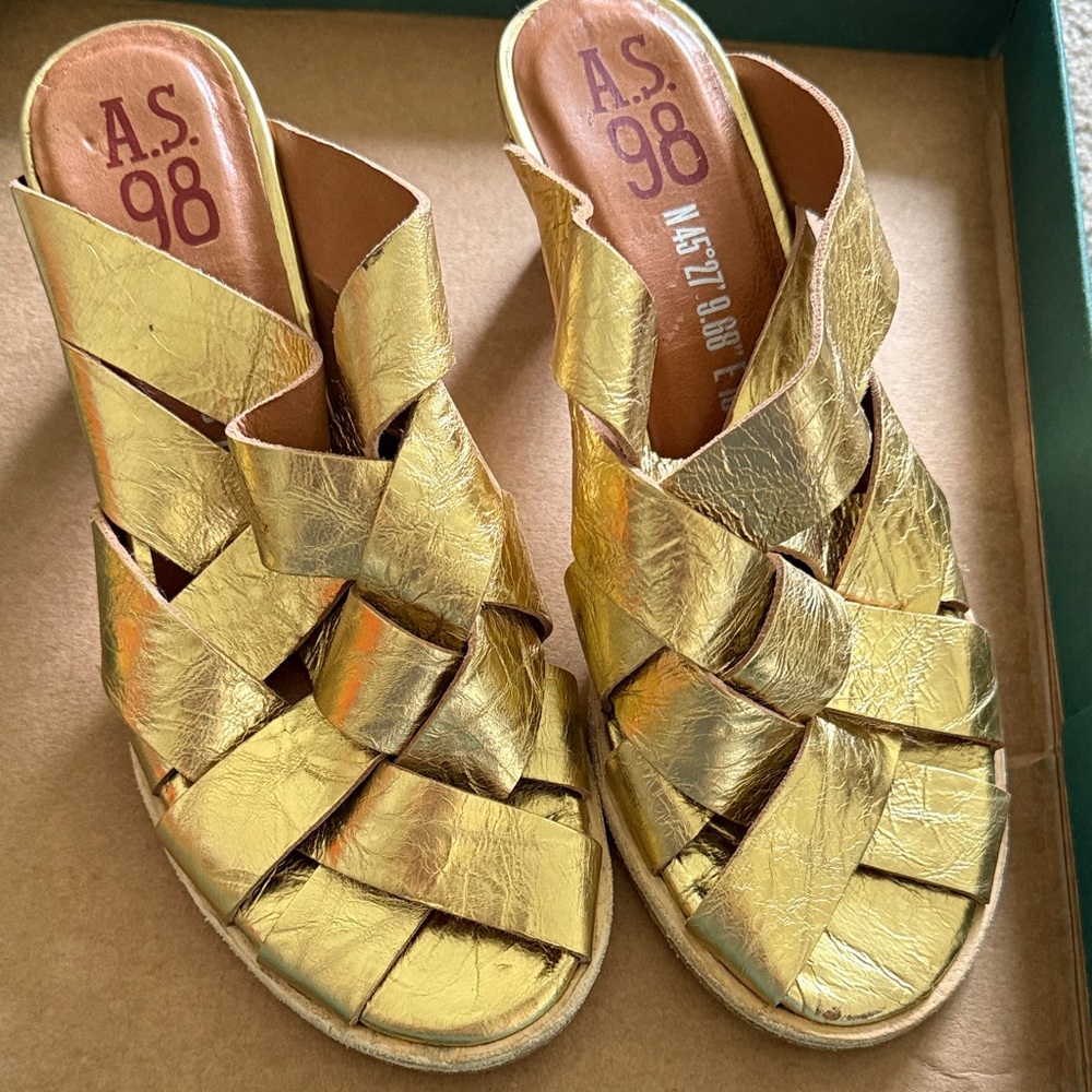 A.S.98 Women's Shiny Gold Sandals